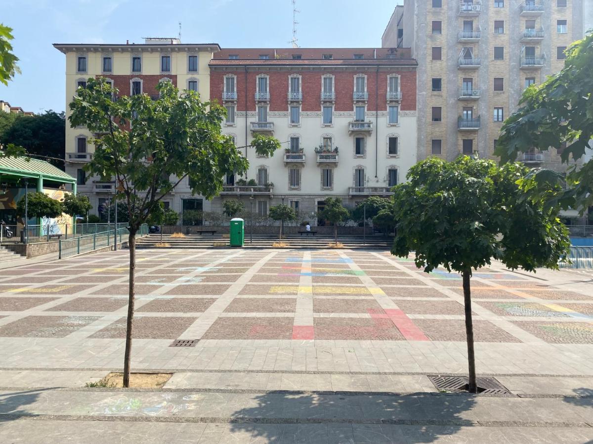 Gramsci 2 - Cozy Apartment Near Sempione Park! Milano Exteriör bild