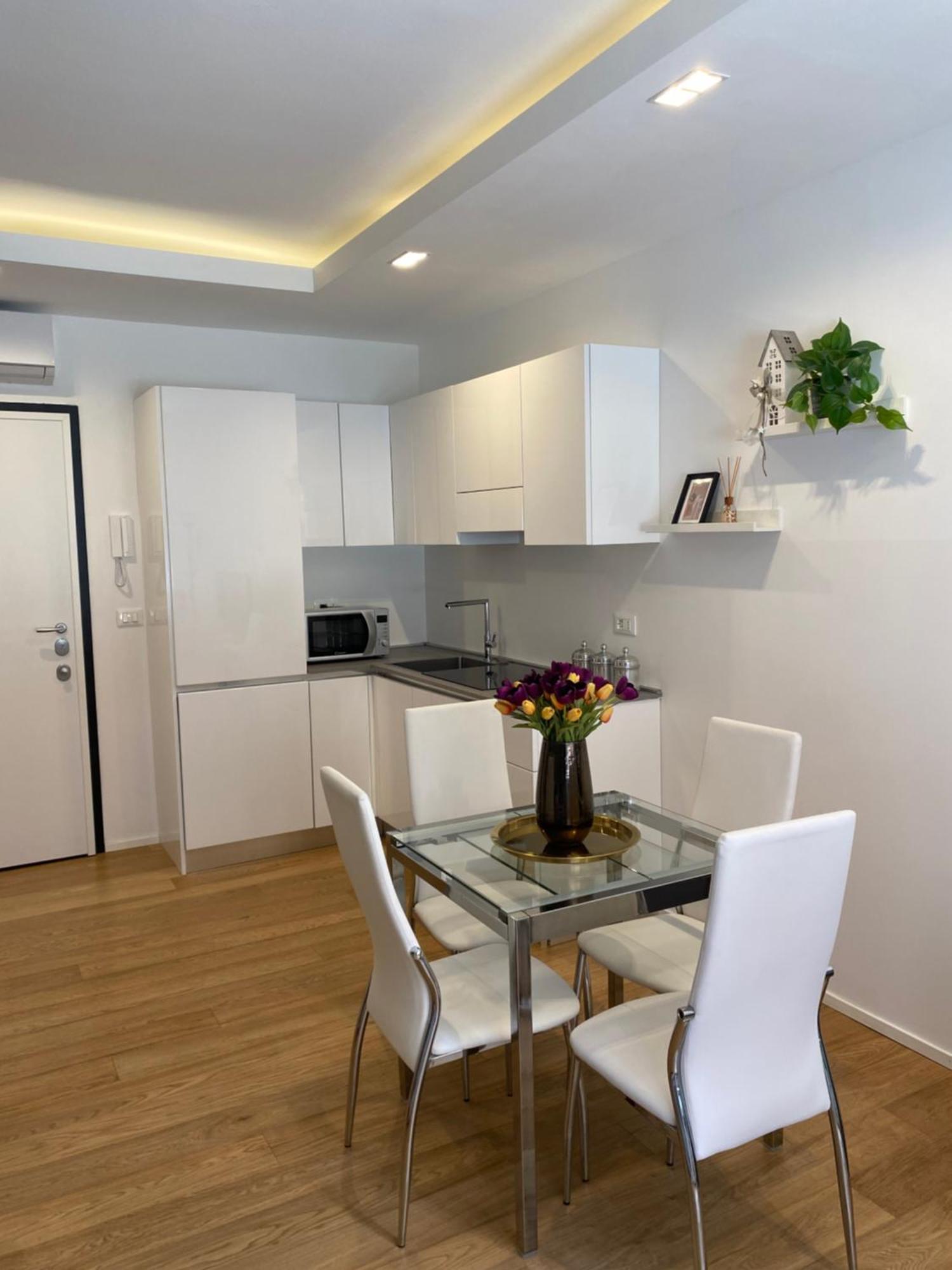 Gramsci 2 - Cozy Apartment Near Sempione Park! Milano Exteriör bild